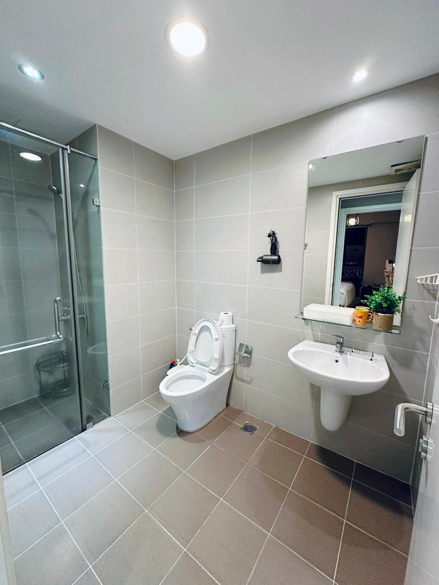 Căn hộ Hhomes - Serene 1 Bedroom View & Pool Gym Bbq At Masteri Thao Dien District 2 *
